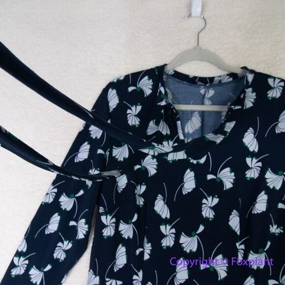 ELOQUII Navy Blue Petal Pusher Floral Tie Neck Long Sleeve Midi Dress, size 16 - Picture 5 of 14